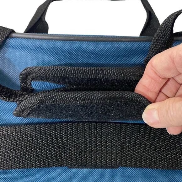 TRAVEL SELECT - NWT - GREENISH TEAL - MESSENGER BAG - LAPTOP BAG - SPORTS BAG - Picture 6 of 9